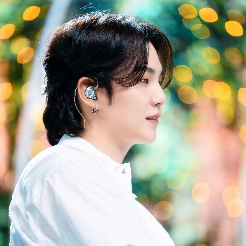 A moment captured by SUGA (BTS)'s fan