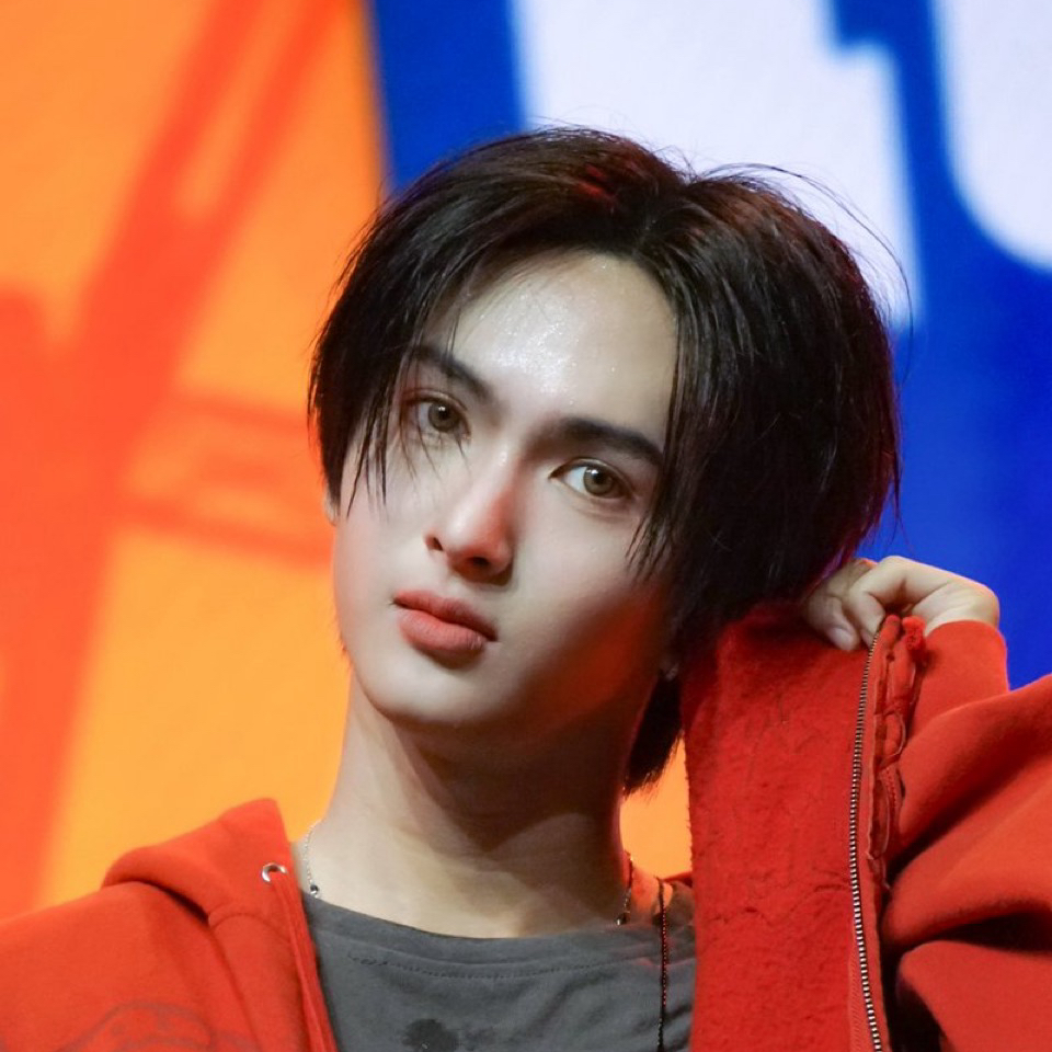 A moment captured by Copper (BUS)'s fan