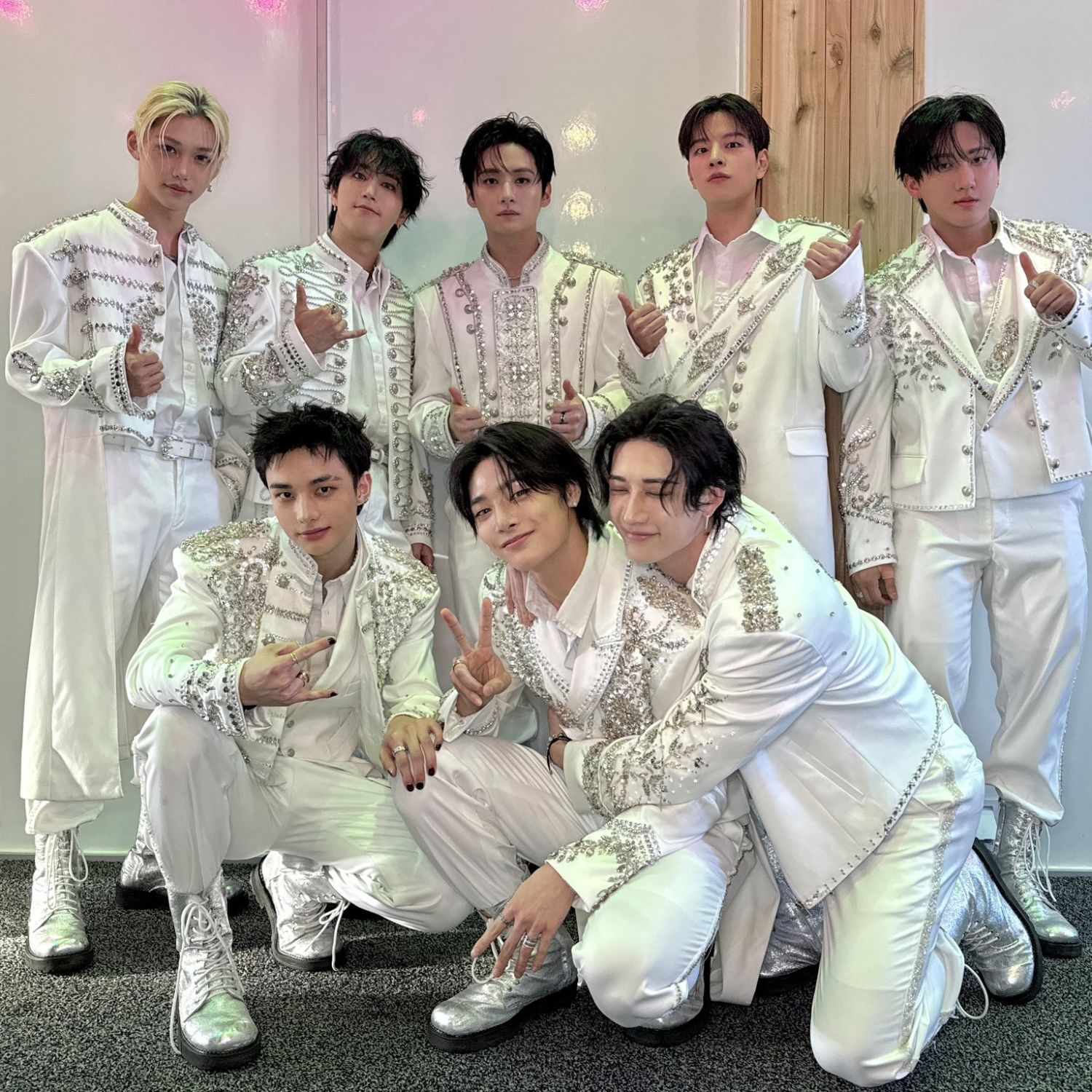Behind-the-scenes cut of Stray Kids
