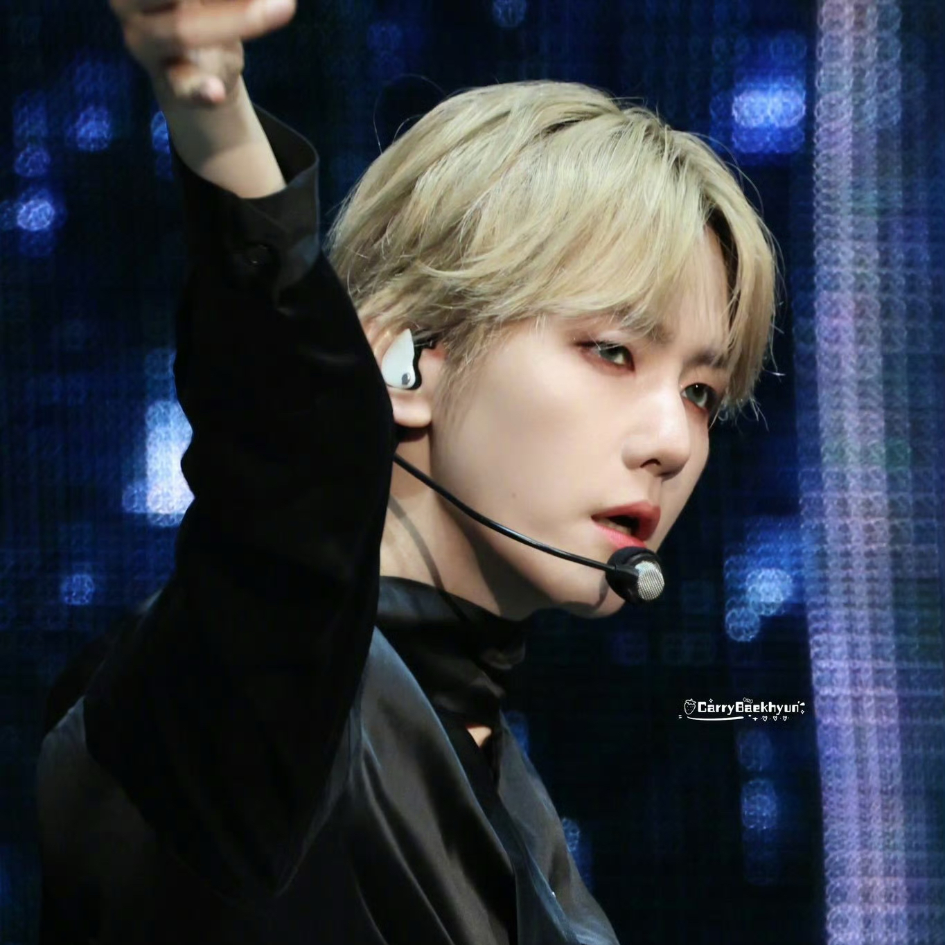Recent activity shot of Baekhyun (EXO)