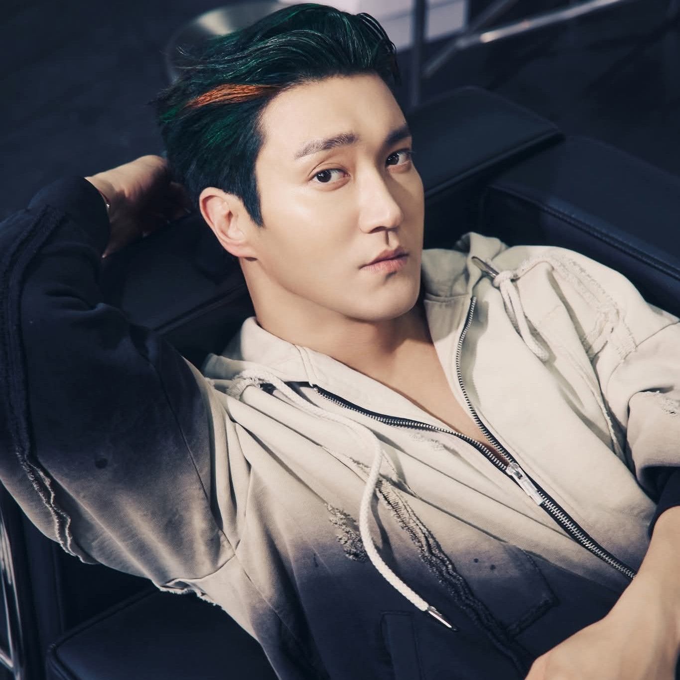 始源 (Super Junior)的最新照片