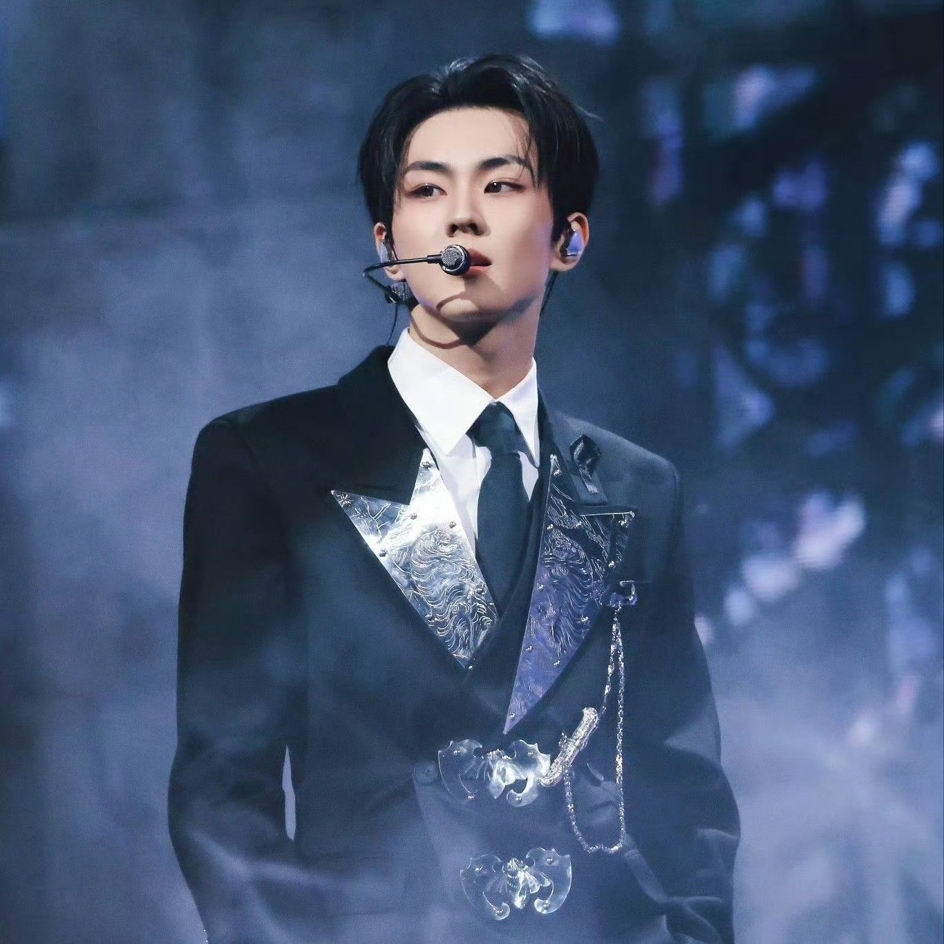 Behind-the-scenes cut of Jungwon (ENHYPEN)