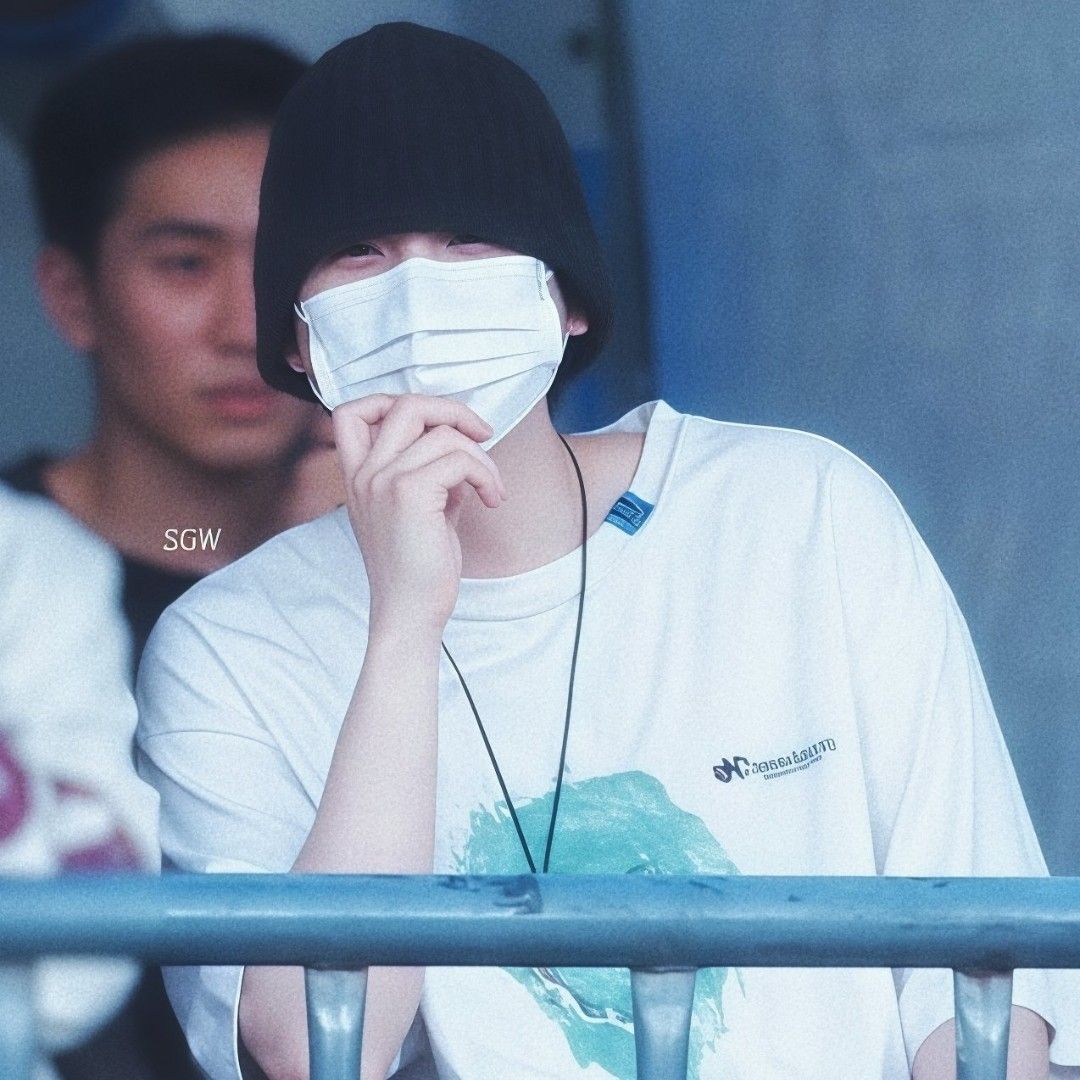 Behind-the-scenes cut of SUGA (BTS)