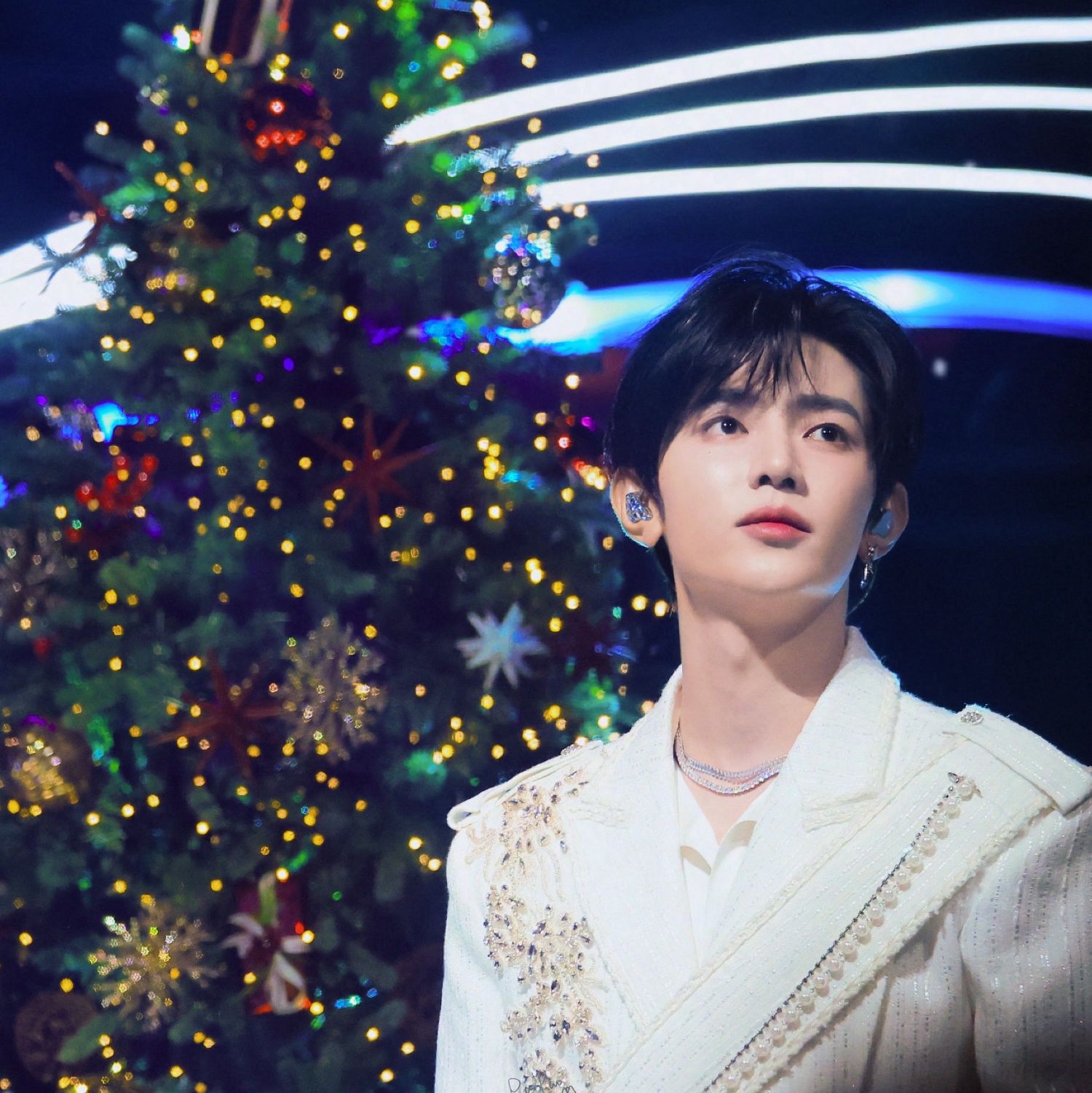 A moment captured by Zhang Hao (ZEROBASEONE)'s fan