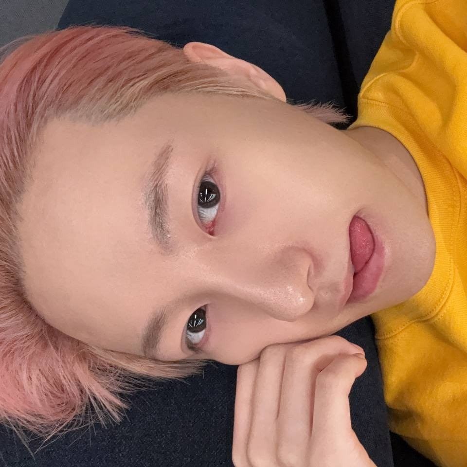 仁俊 (NCT DREAM)的最新活动照片