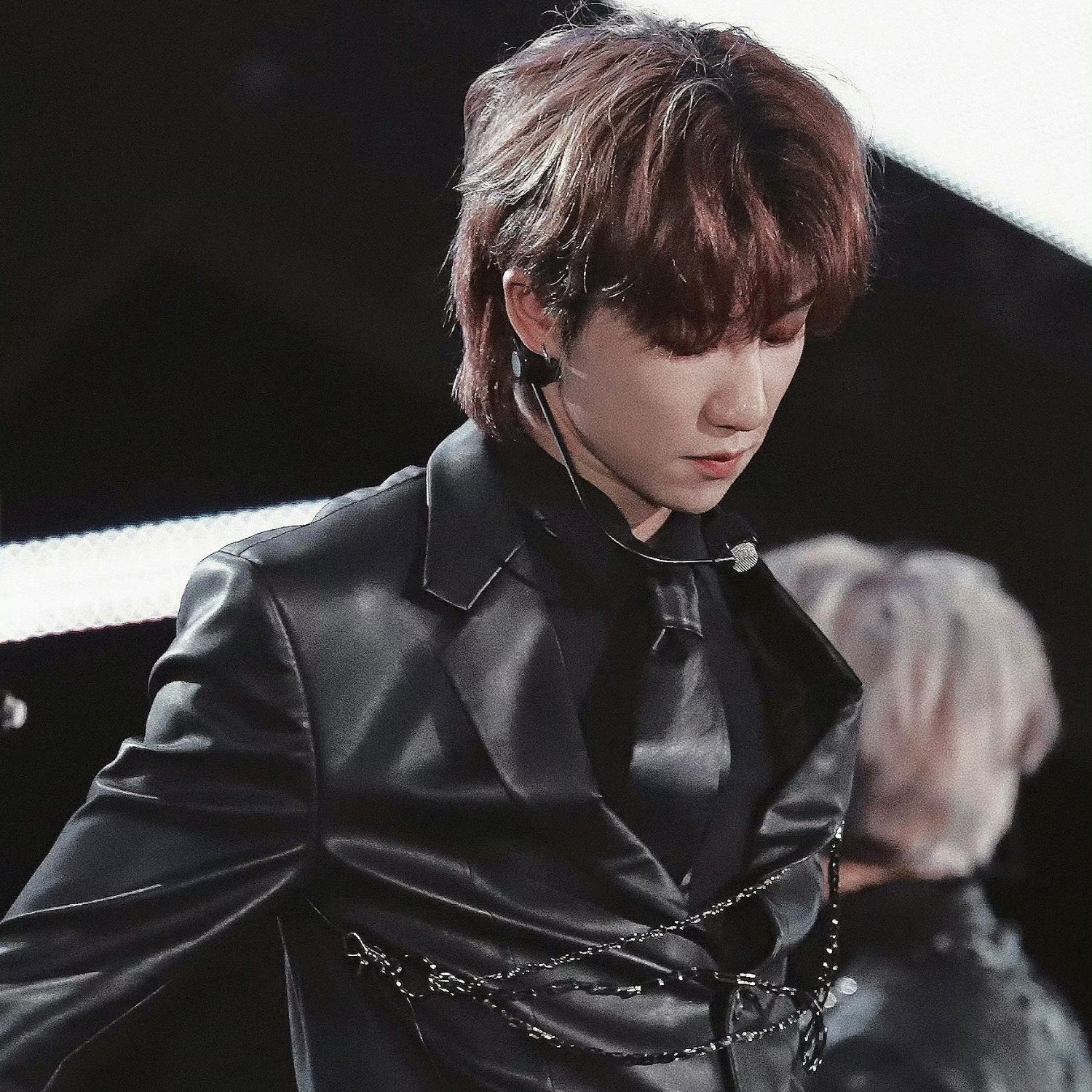 Behind-the-scenes cut of The 8 (SEVENTEEN)