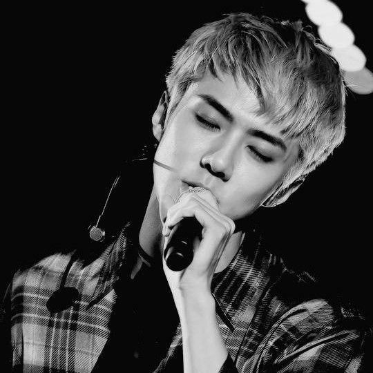 세훈 (EXO)의 비하인드 컷