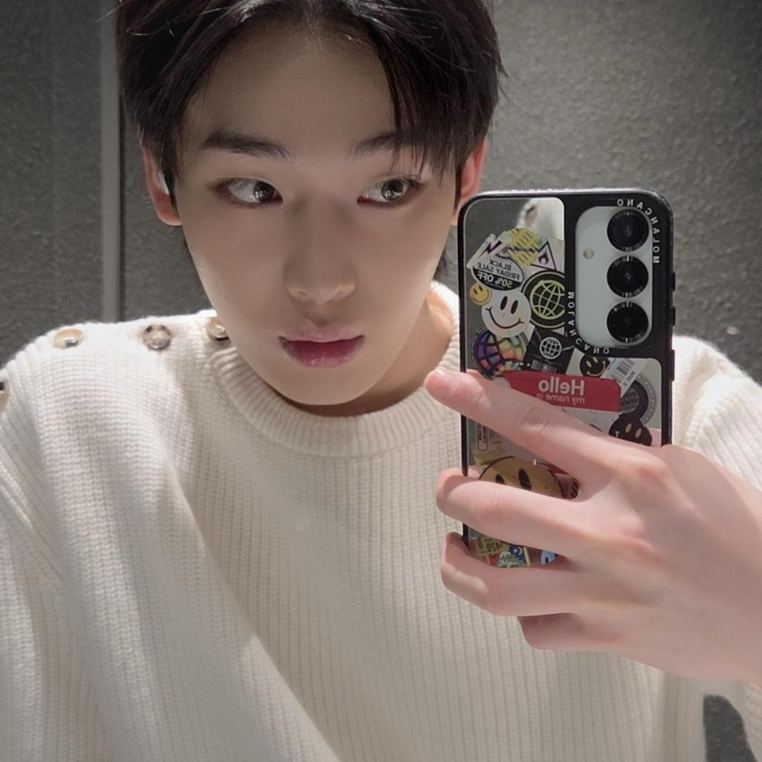 Recent activity shot of Sunoo (ENHYPEN)