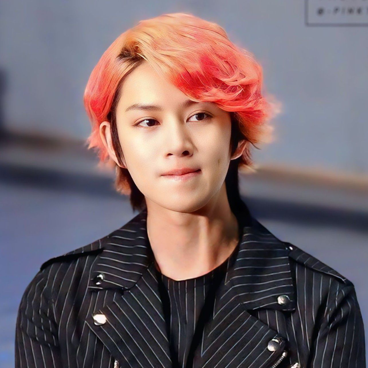 Behind-the-scenes cut of Heechul (Super Junior)