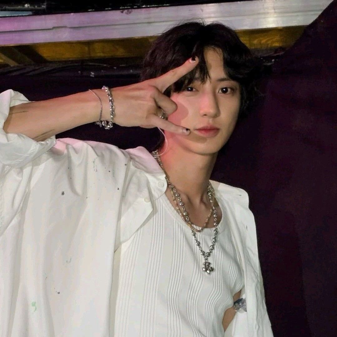 A moment captured by Chanyeol (EXO)'s fan