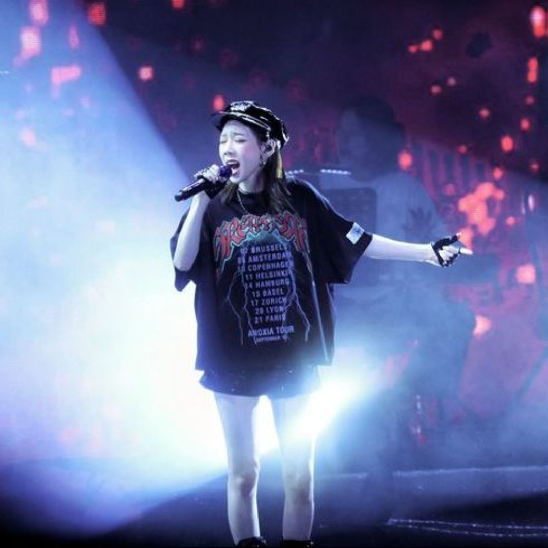 Latest photo of Taeyeon (Girls' Generation)