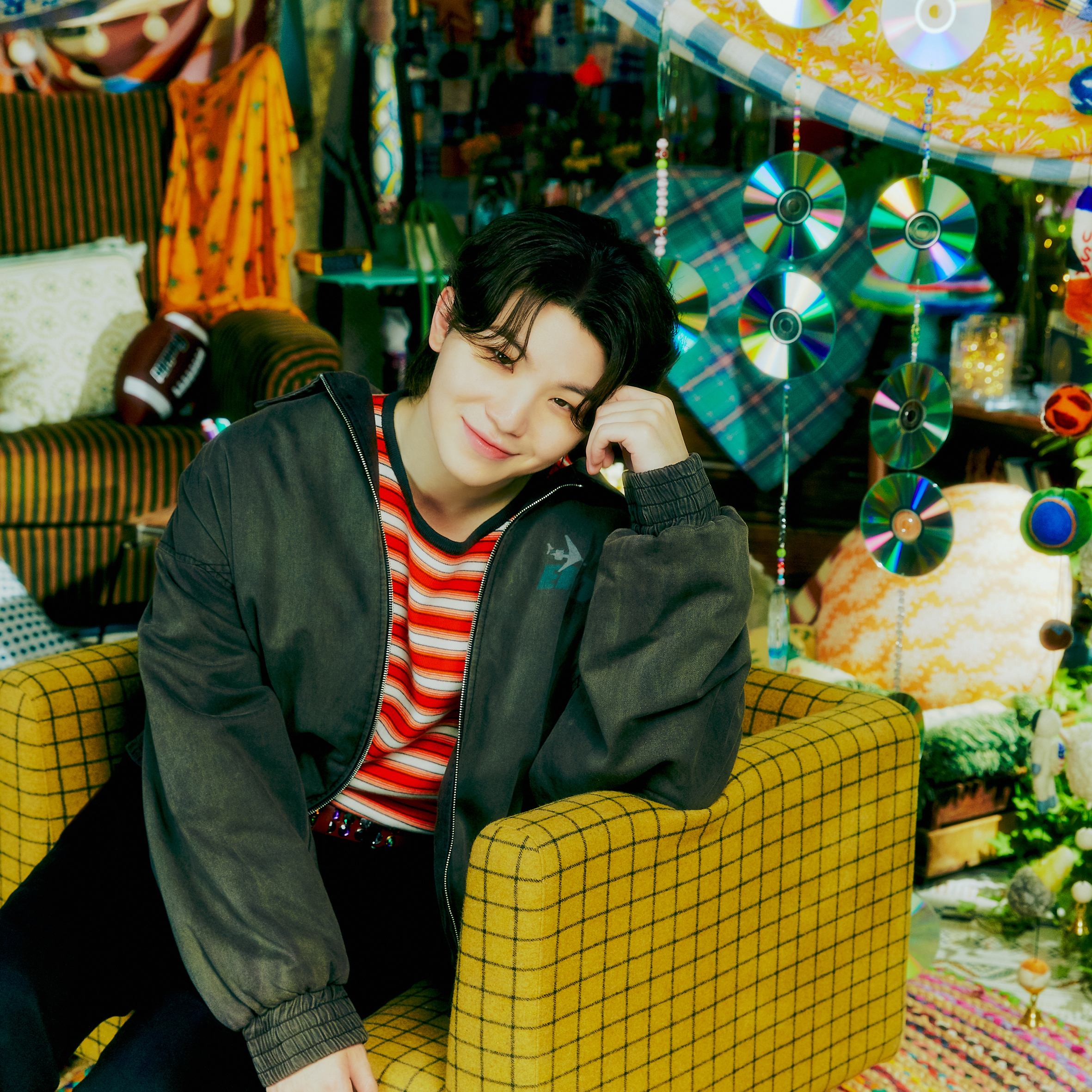 A moment captured by Woozi (SEVENTEEN)'s fan