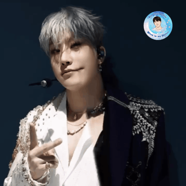 A moment captured by Jinjin (ASTRO)'s fan