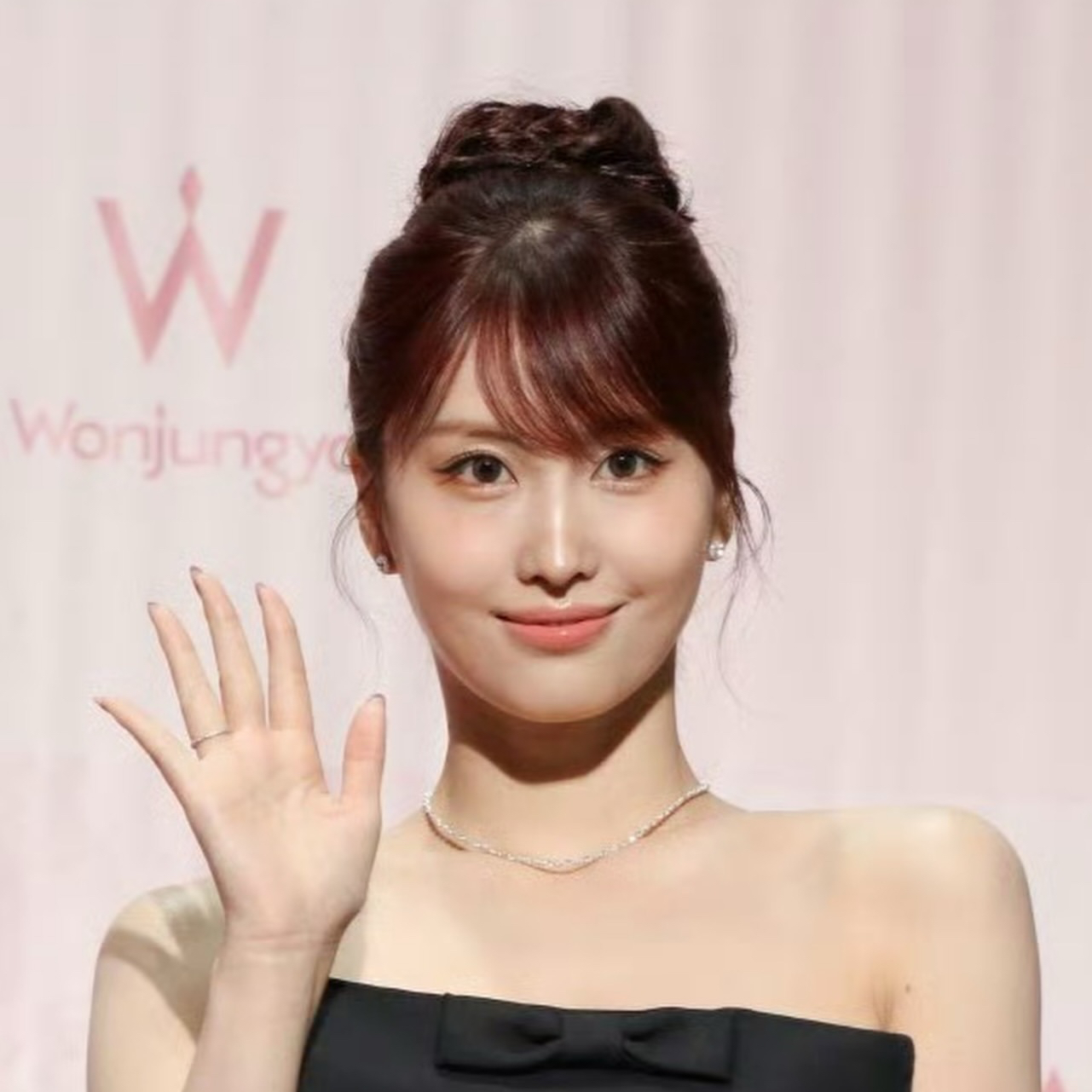 모모 (TWICE)의 비하인드 컷