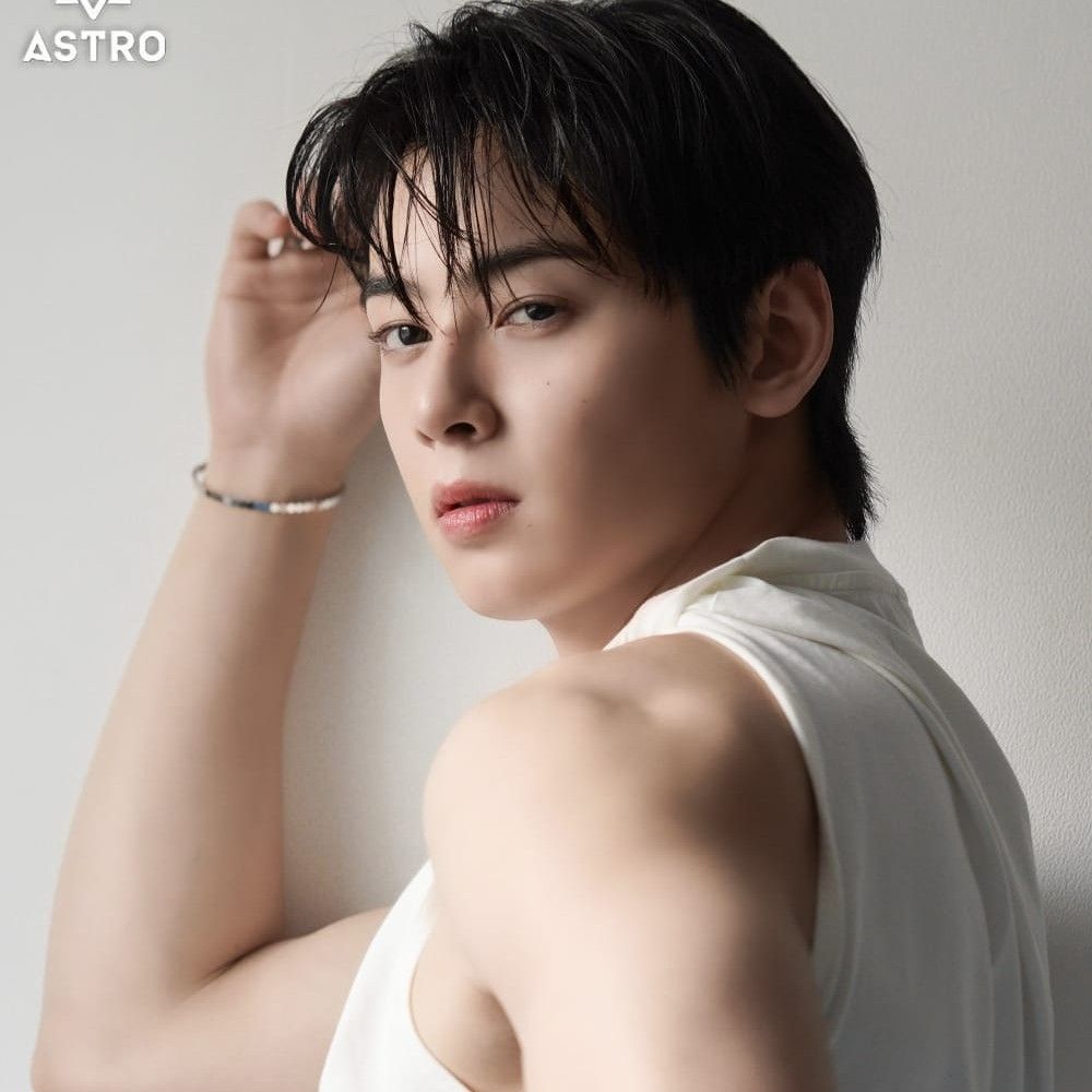 Behind-the-scenes cut of Eunwoo (ASTRO)