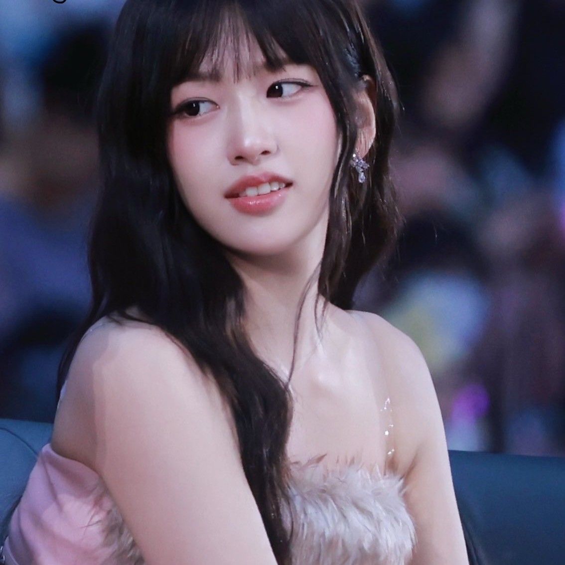 Latest photo of An Yujin (IVE)