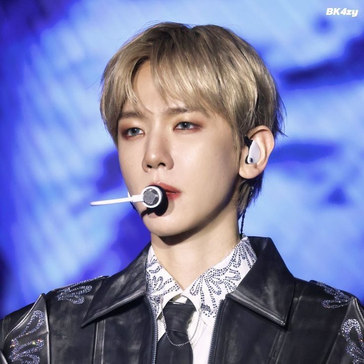 Recent activity shot of Baekhyun (EXO)