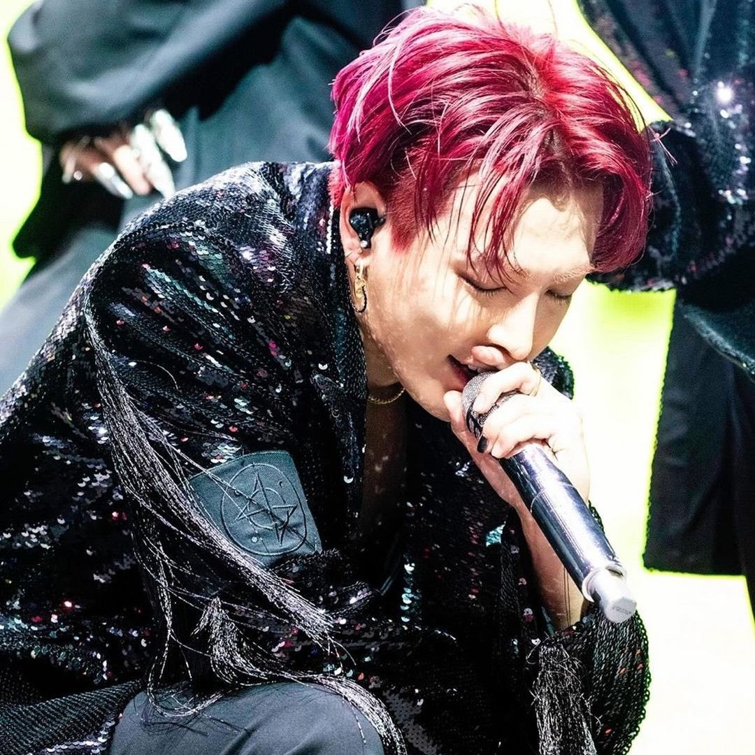 Recent activity shot of Hongjoong (ATEEZ)