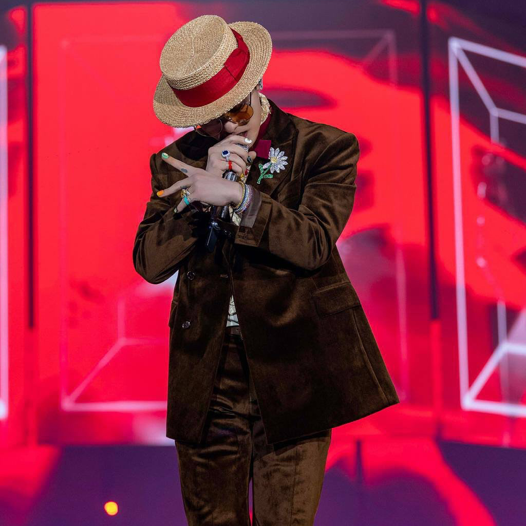 Recent activity shot of G-DRAGON (BIGBANG)