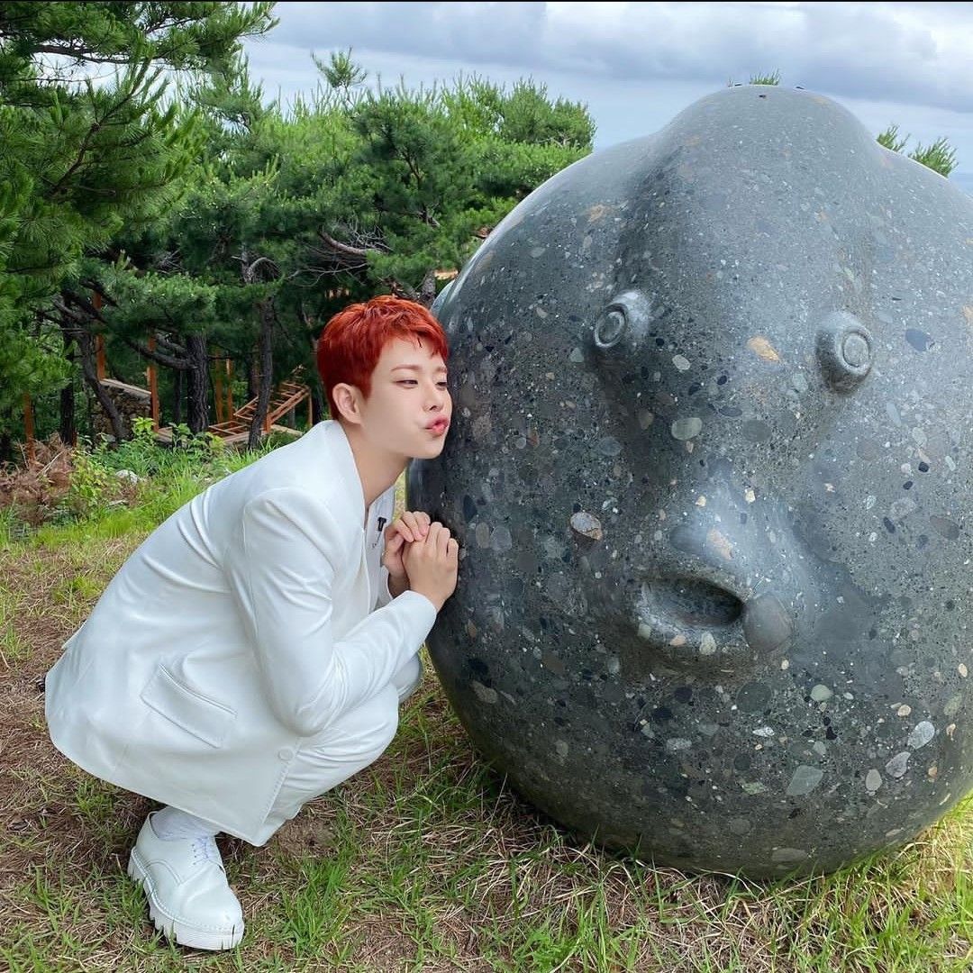 아스트로의 비하인드 컷