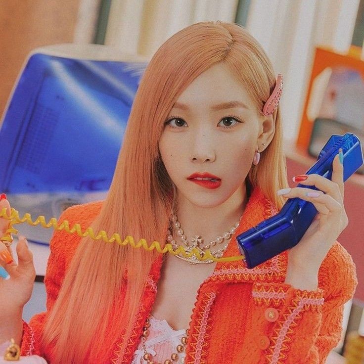 Behind-the-scenes cut of Taeyeon (Girls' Generation)