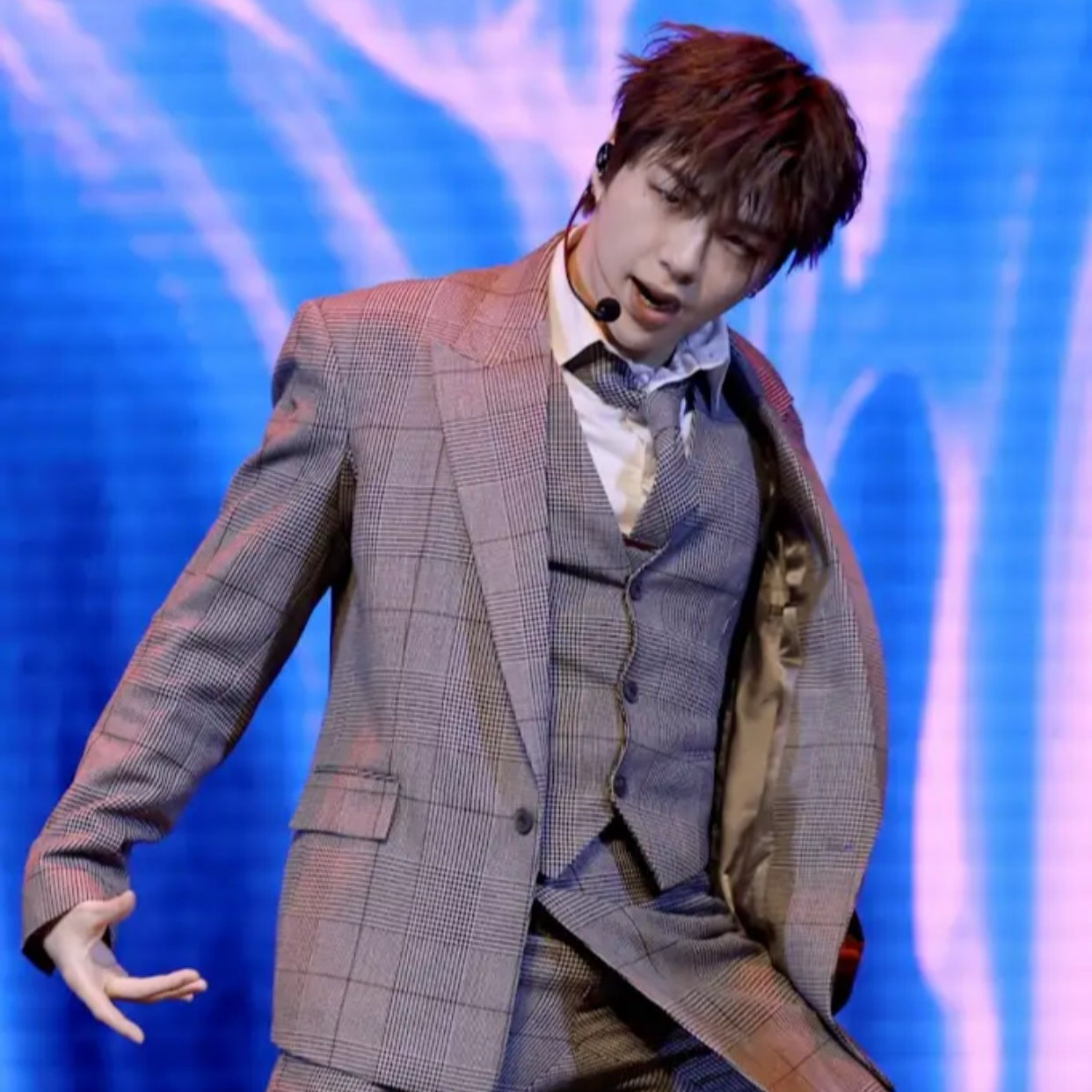 Recent activity shot of Kang Daniel