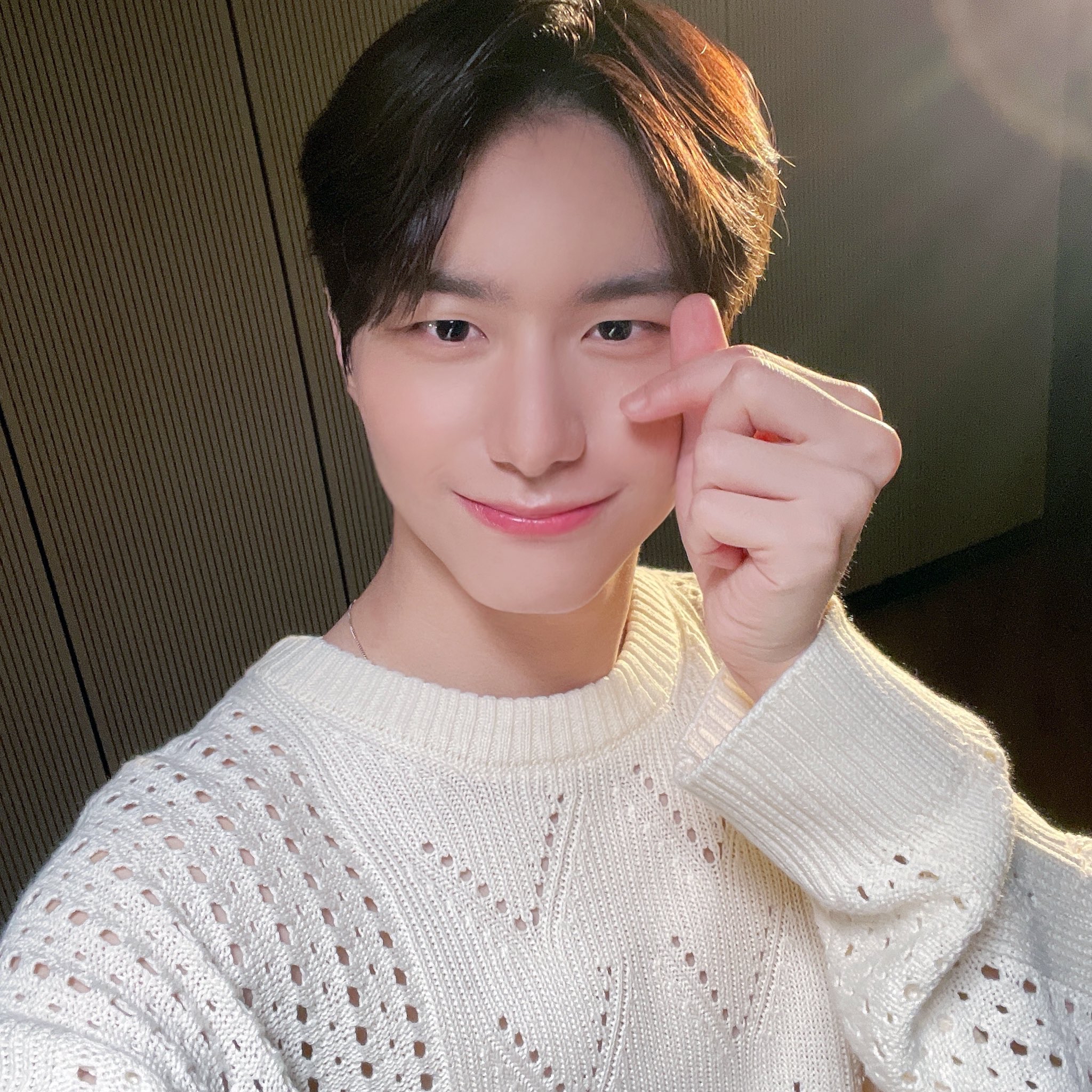 Recent activity shot of Kang Seungsik (VICTON)