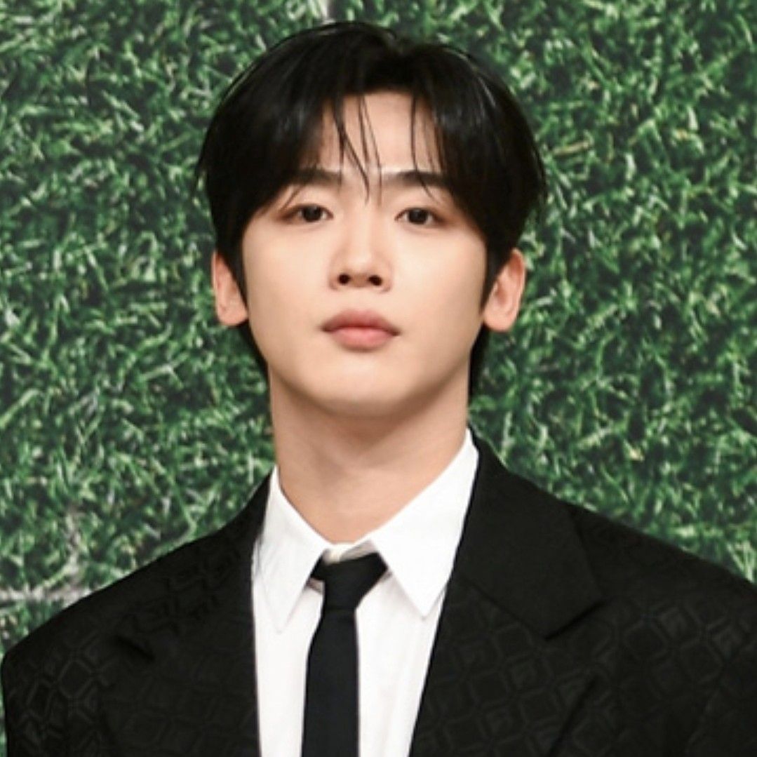 Behind-the-scenes cut of Kim Yohan (WEi)