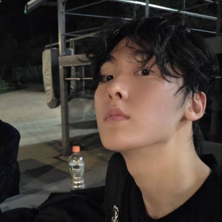 Behind-the-scenes cut of Sanha (ASTRO)