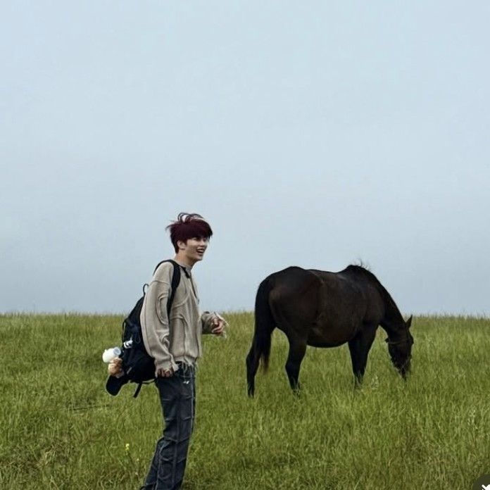 Recent activity shot of Park Gunwook (ZEROBASEONE)