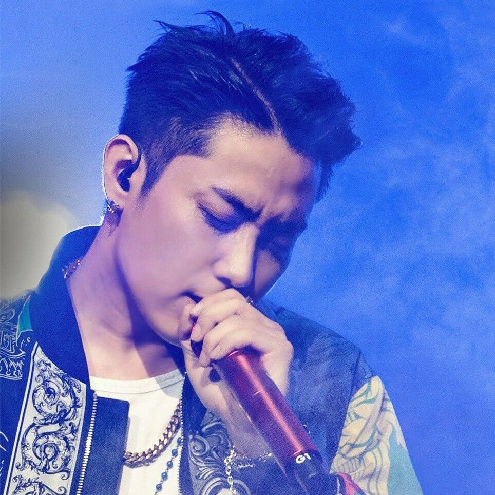 Latest photo of Eun Jiwon (SECHSKIES)