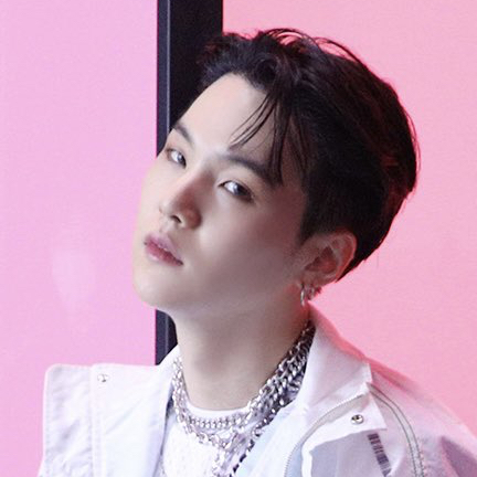 Latest photo of SUGA (BTS)
