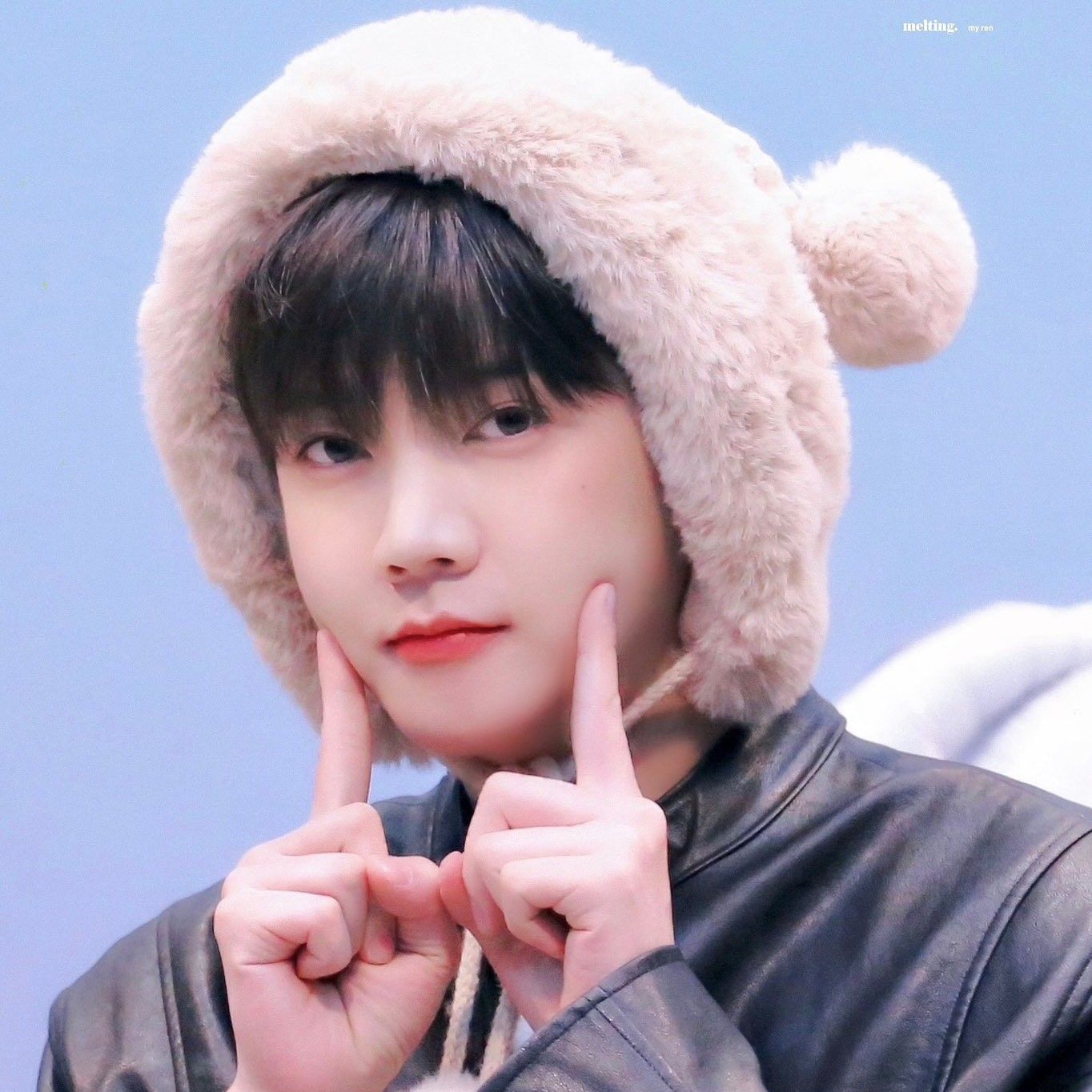 A moment captured by REN's fan