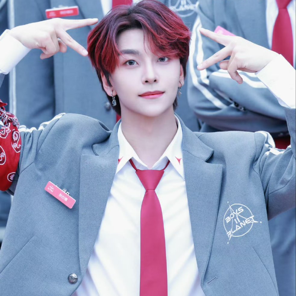 Behind-the-scenes cut of He Xinlong (ALPHA DRIVE ONE)