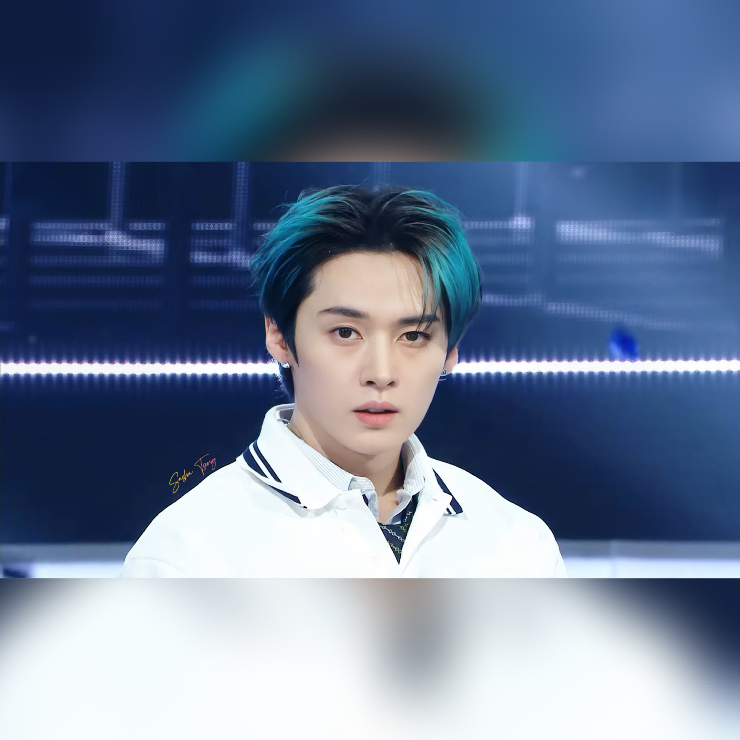 A moment captured by Lee Know (Stray Kids)'s fan