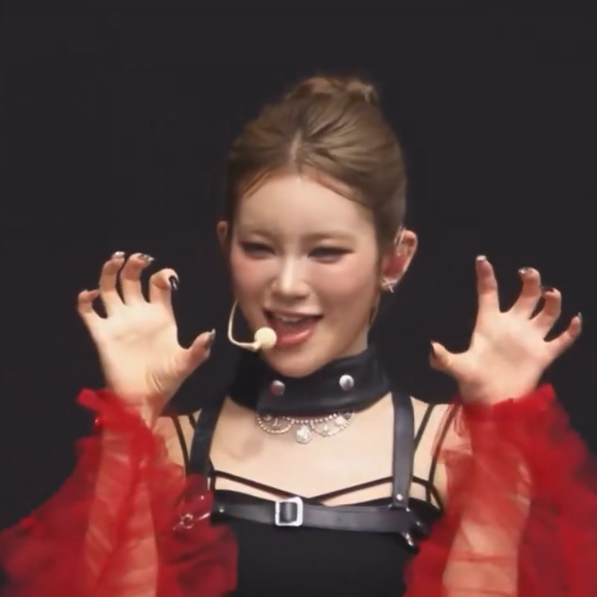 Recent activity shot of Sakurai Miu (ME:I)