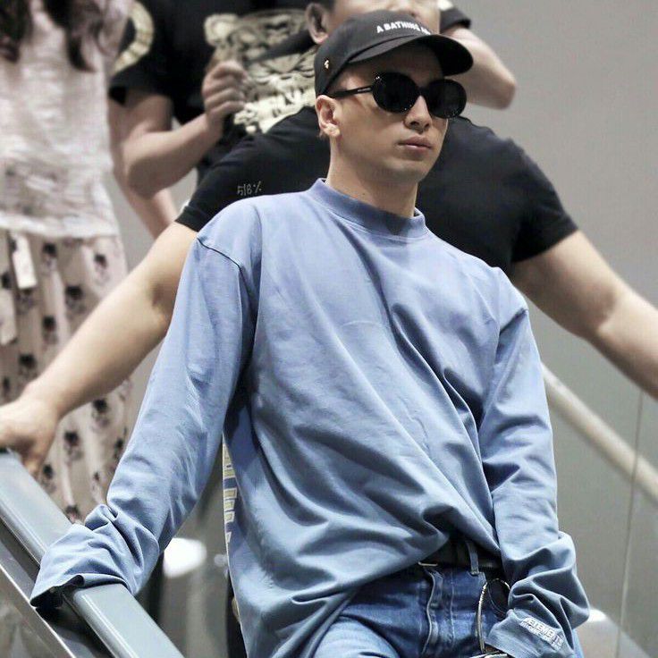 Behind-the-scenes cut of Taeyang (BIGBANG)