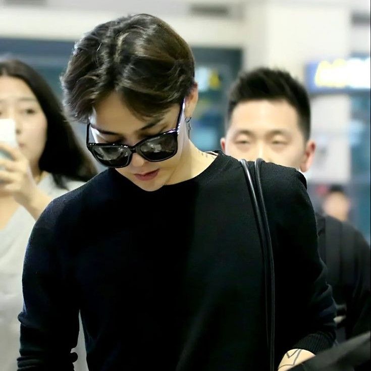 Recent activity shot of G-DRAGON (BIGBANG)