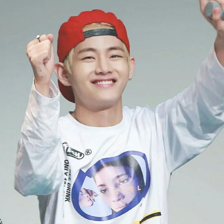 Foto aktivitas terbaru V (BTS)