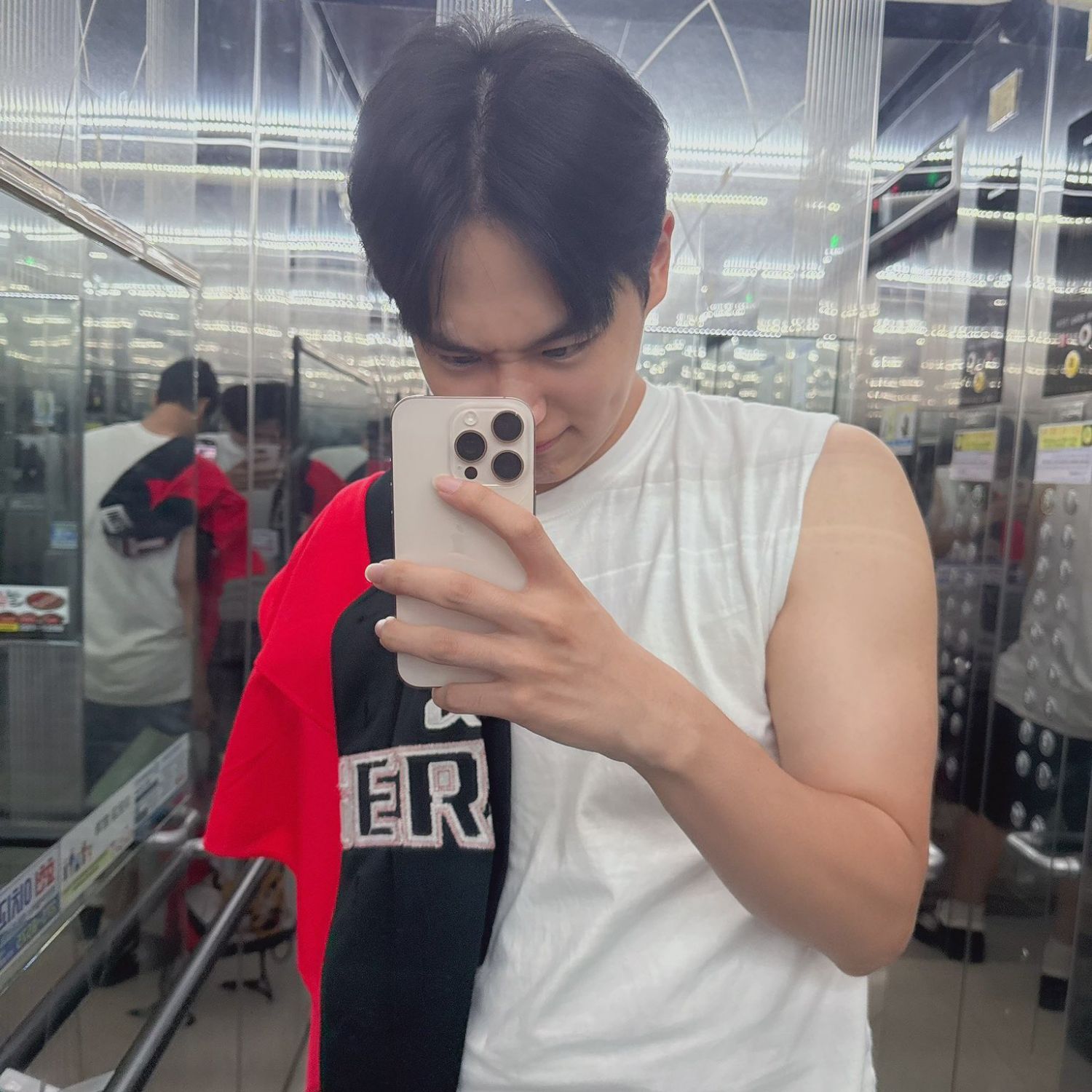 Latest photo of Choi Byungchan