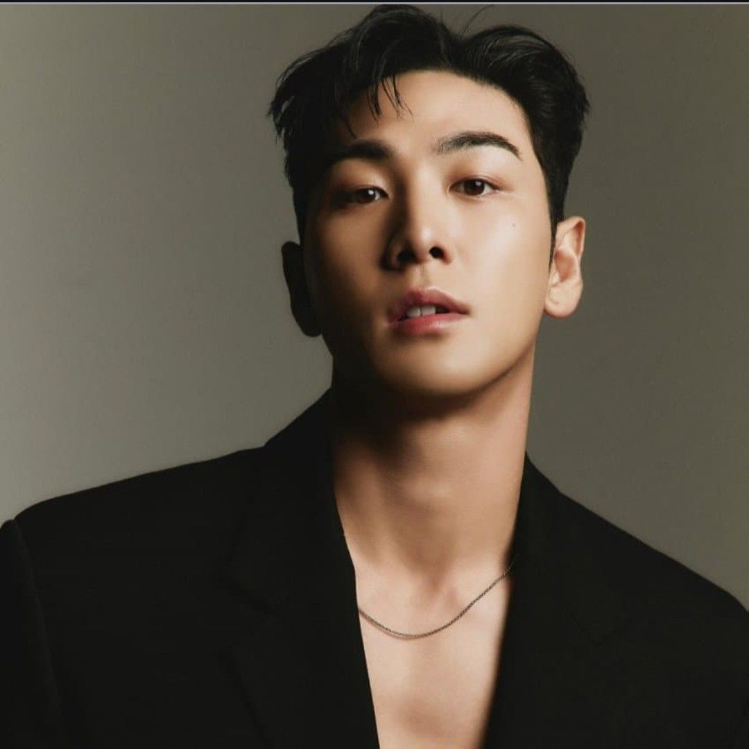 A moment captured by Baekho's fan