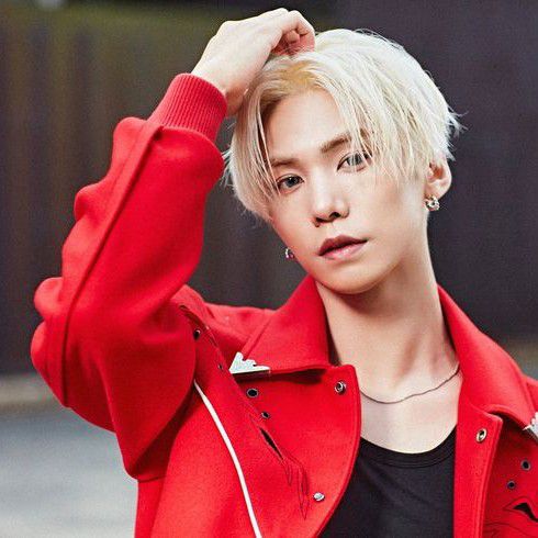 A moment captured by Rocky's fan