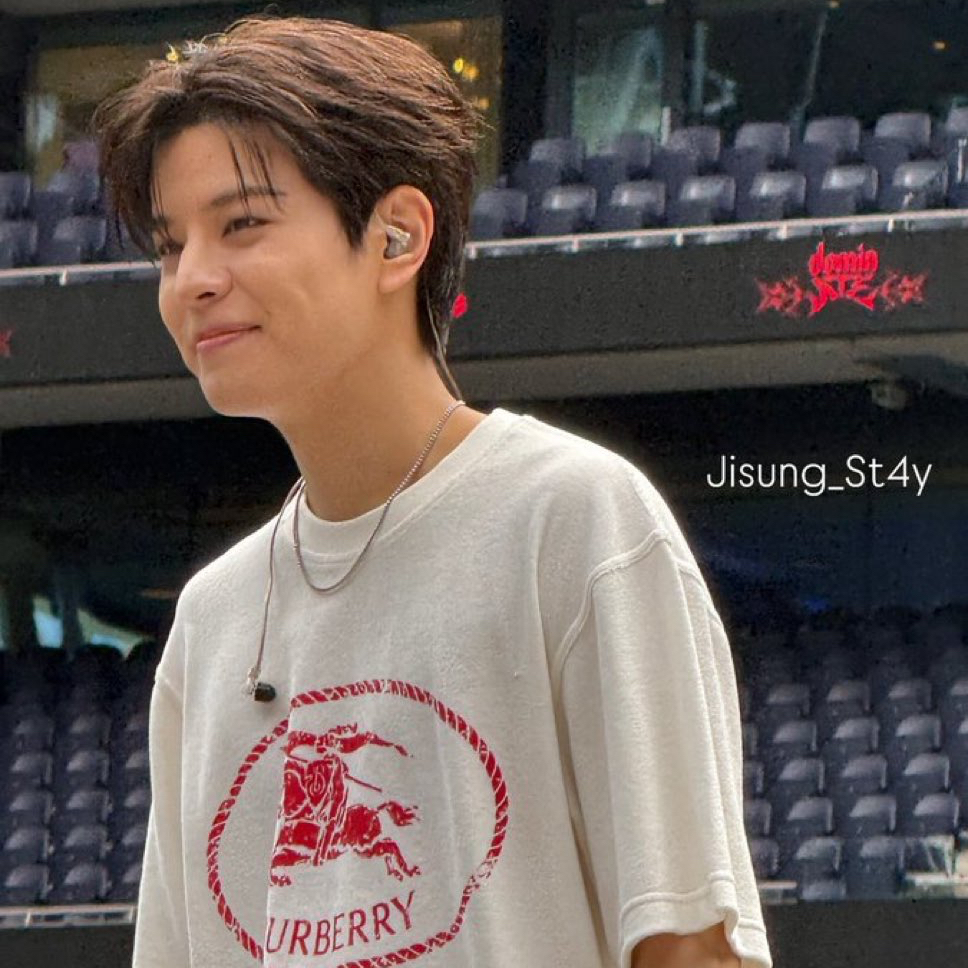 Momen yang diabadikan oleh penggemar Seungmin (Stray Kids)