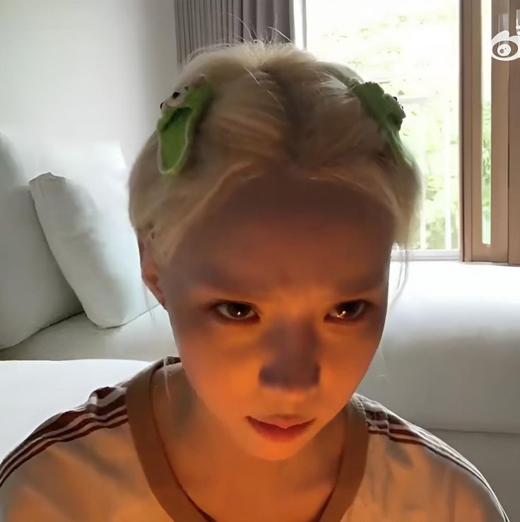 Behind-the-scenes cut of aespa