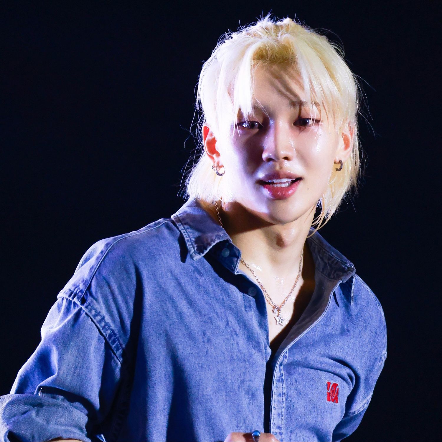 Behind-the-scenes cut of Junhyeok (TNX)