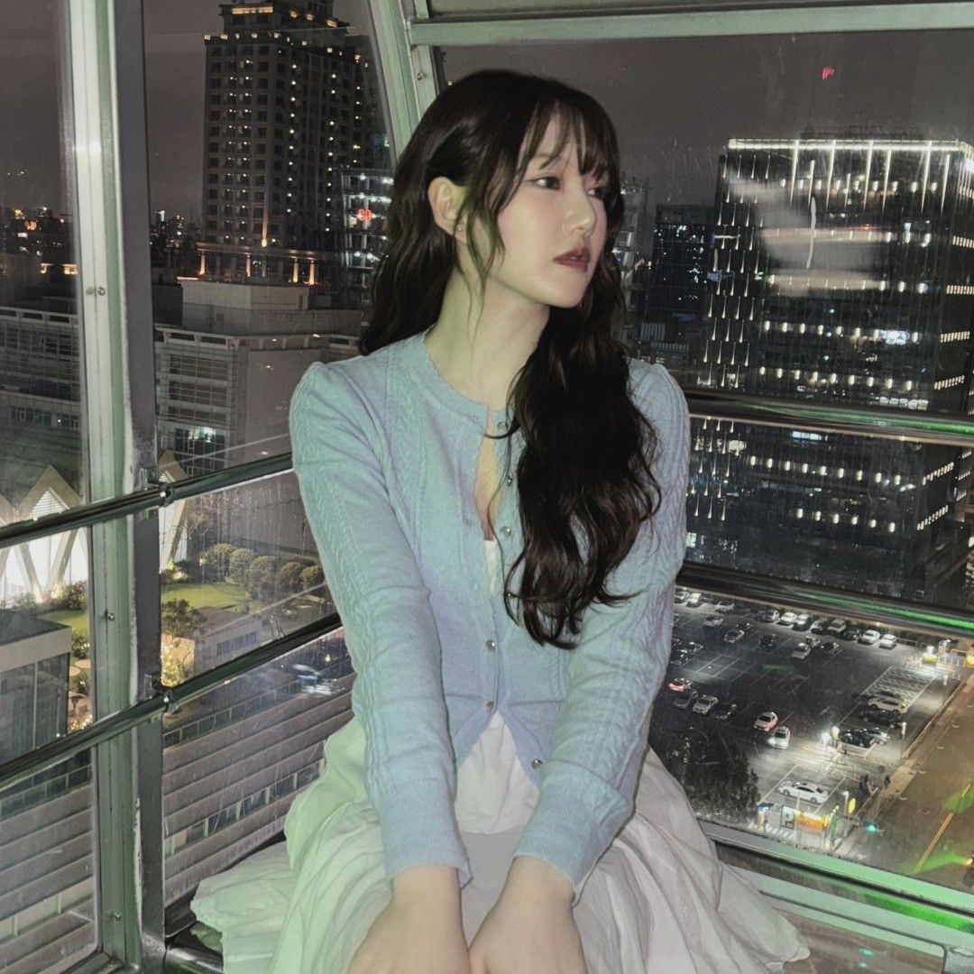 Latest photo of Yerin (GFRIEND)