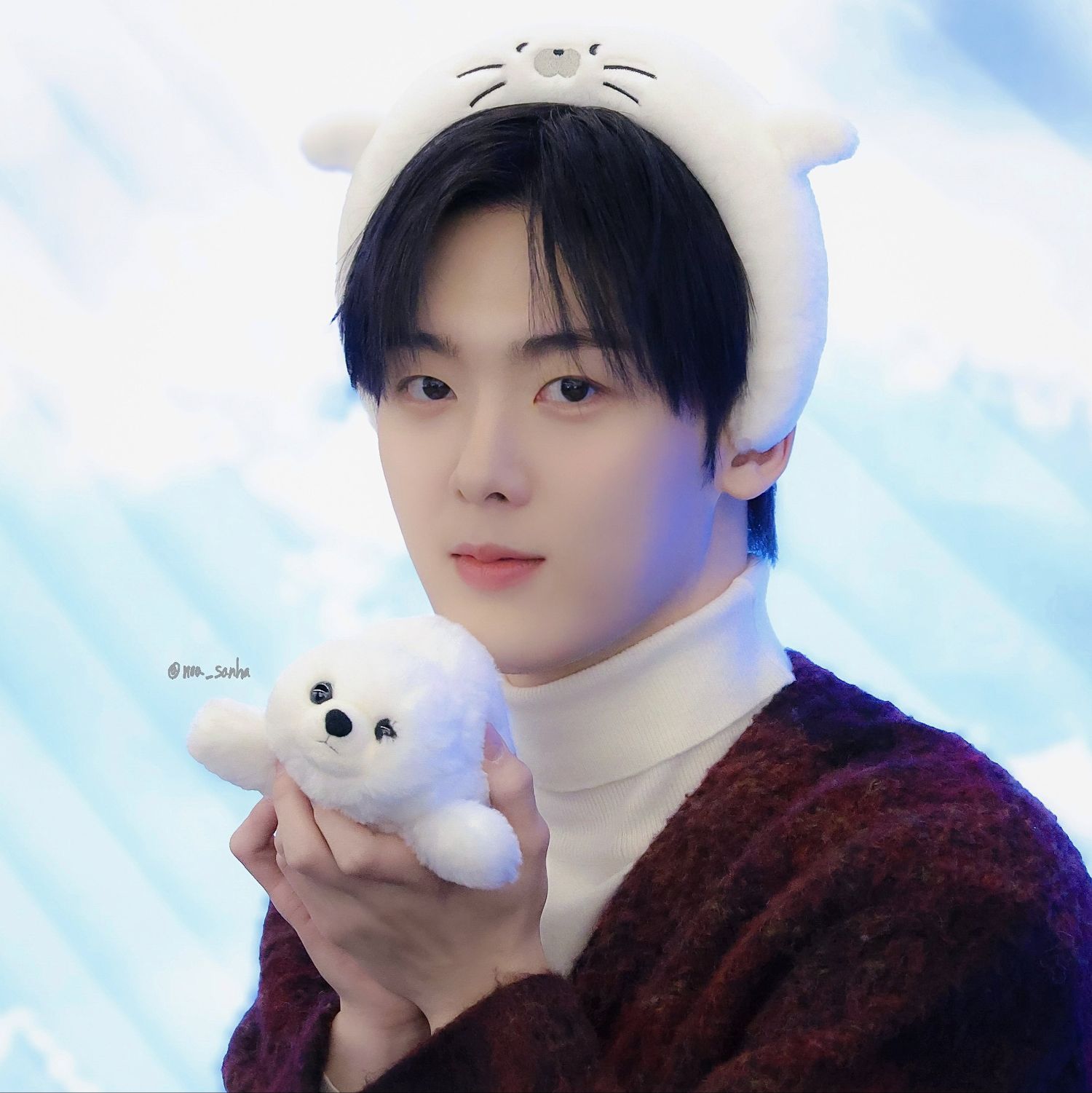 尹产贺 (ASTRO)的最新活动照片