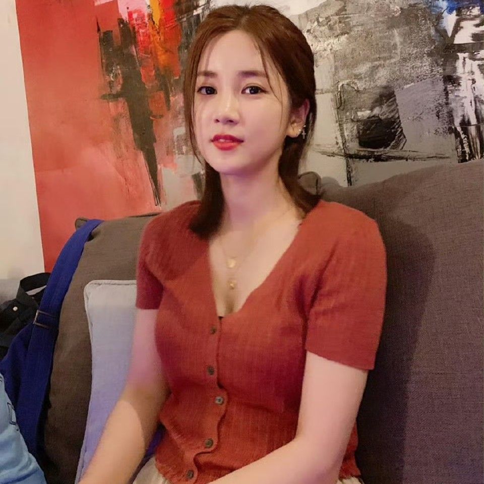 朴初珑 (Apink)的最新照片