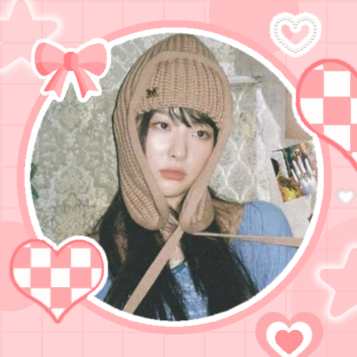 Behind-the-scenes cut of Red Velvet