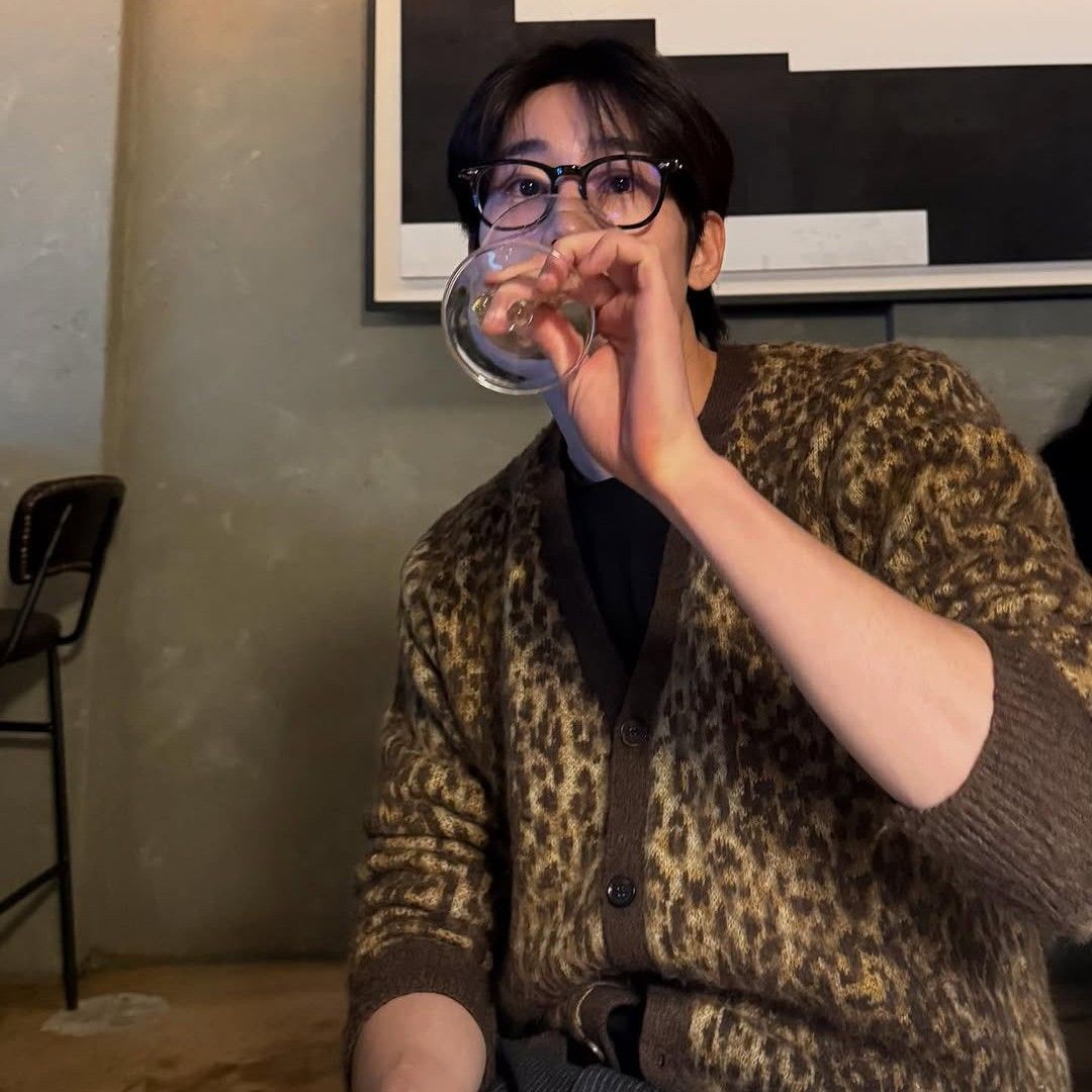 Recent activity shot of Han Seungwoo